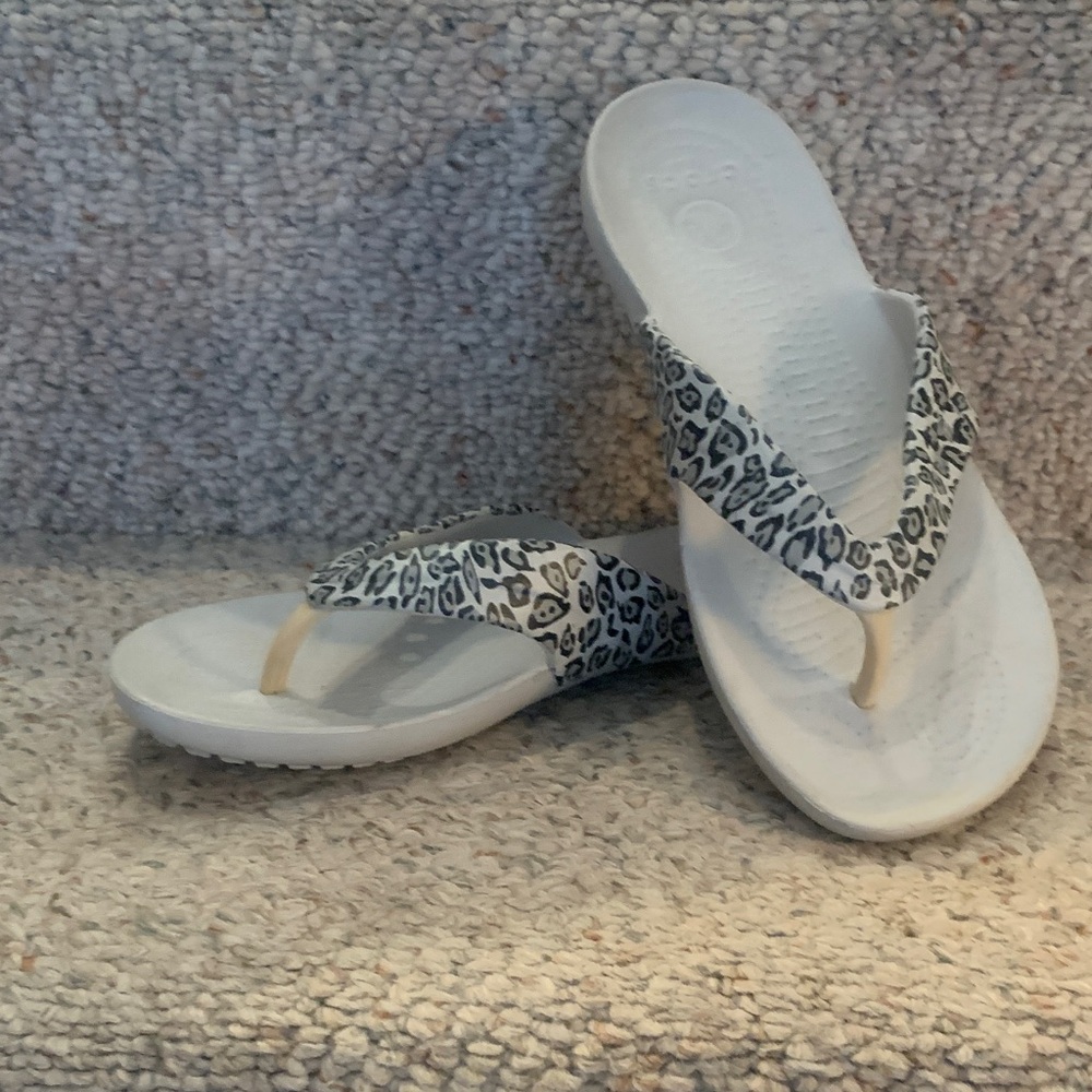 CROCS White and Black Leopard Sandals